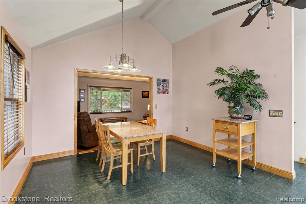 2416 Cromie Drive Property Photo 8