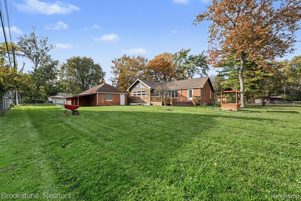 2416 Cromie Drive Property Photo 20