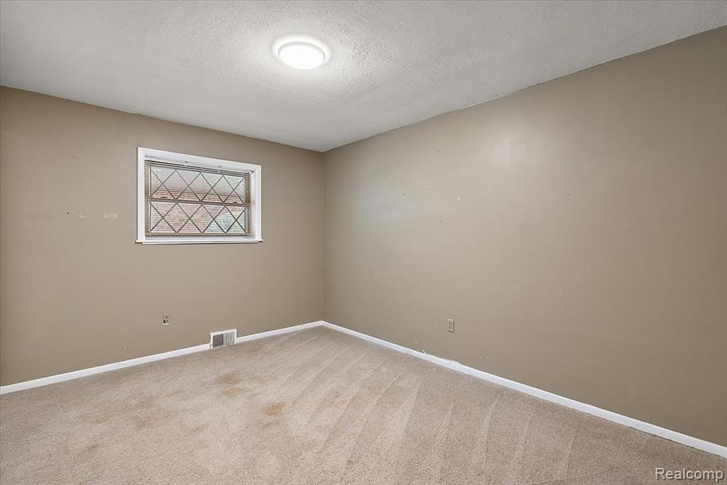 48969 Callens Road Property Photo 18
