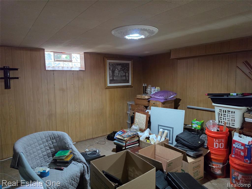 24555 Johnston Avenue Property Photo 22