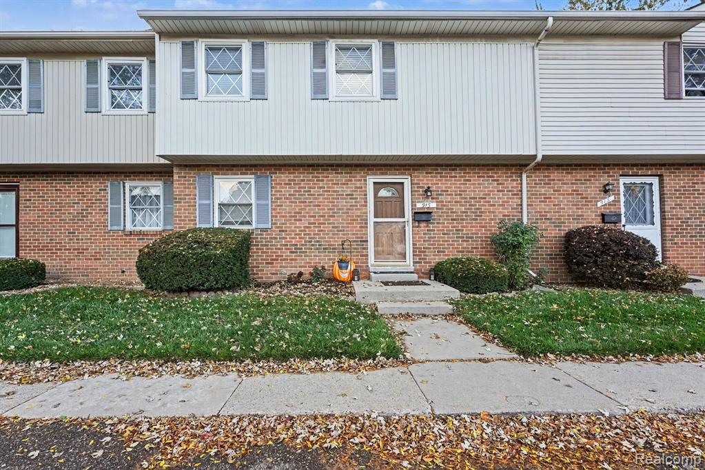 915 Kirts Boulevard Property Photo 1
