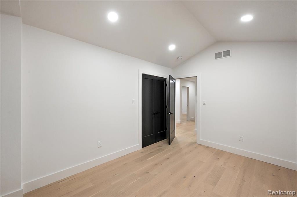 205 Pine Street Property Photo 51