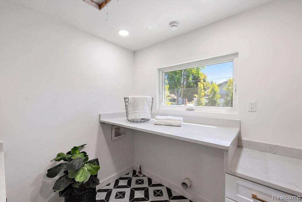 205 Pine Street Property Photo 52
