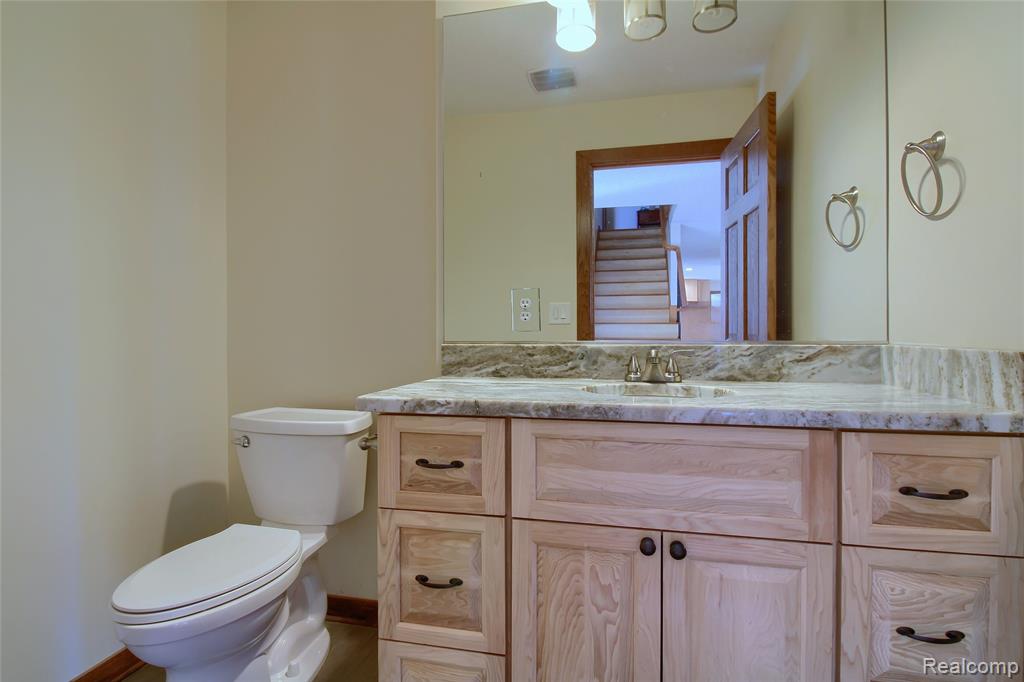 4305 Pointe Aux Peaux Property Photo 31