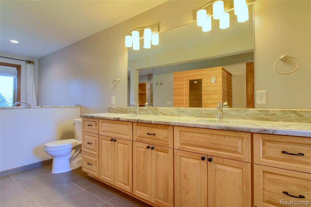 4305 Pointe Aux Peaux Property Photo 41