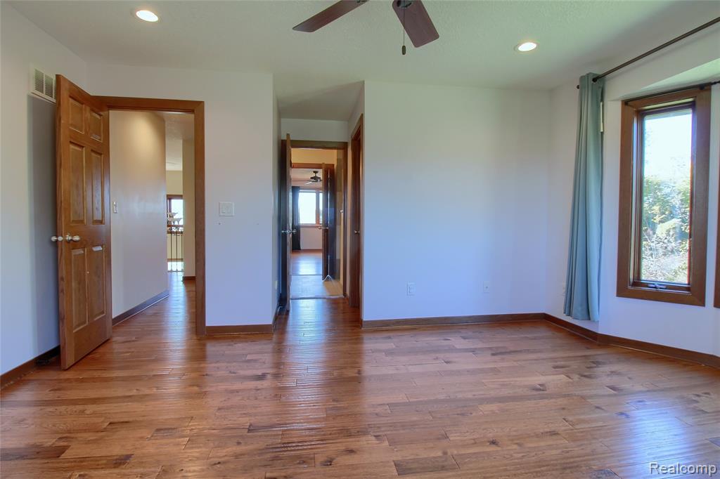 4305 Pointe Aux Peaux Property Photo 48