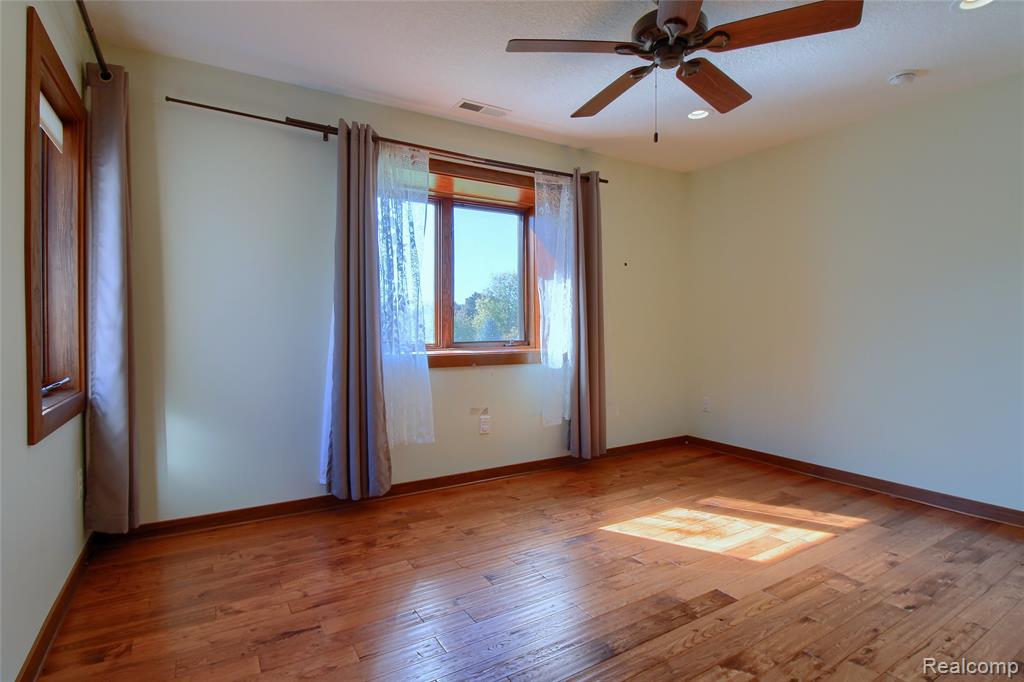 4305 Pointe Aux Peaux Property Photo 84