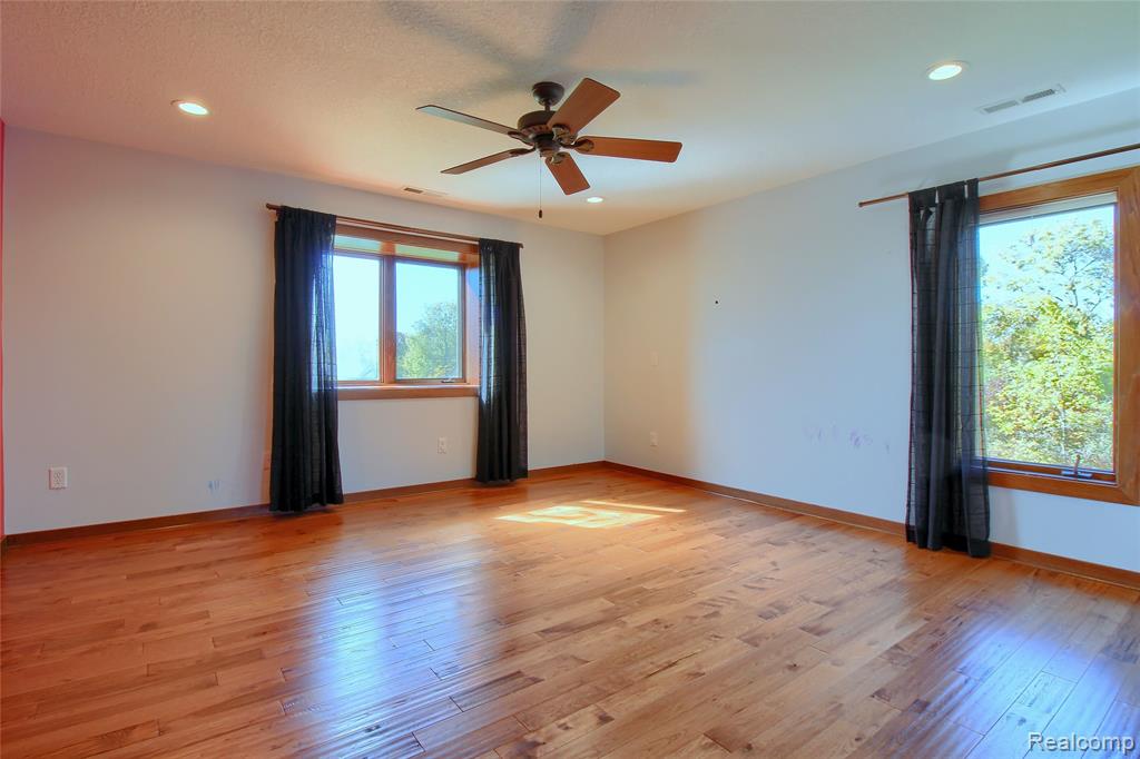 4305 Pointe Aux Peaux Property Photo 87
