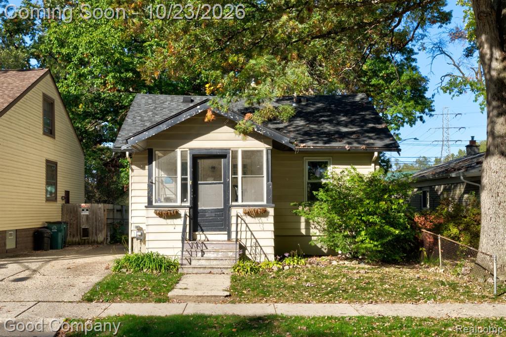 625 E Drayton Street Property Photo 1
