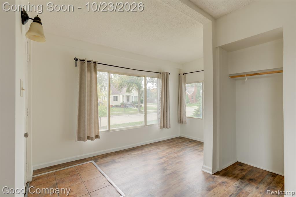 256 W Goulson Avenue Property Photo 8