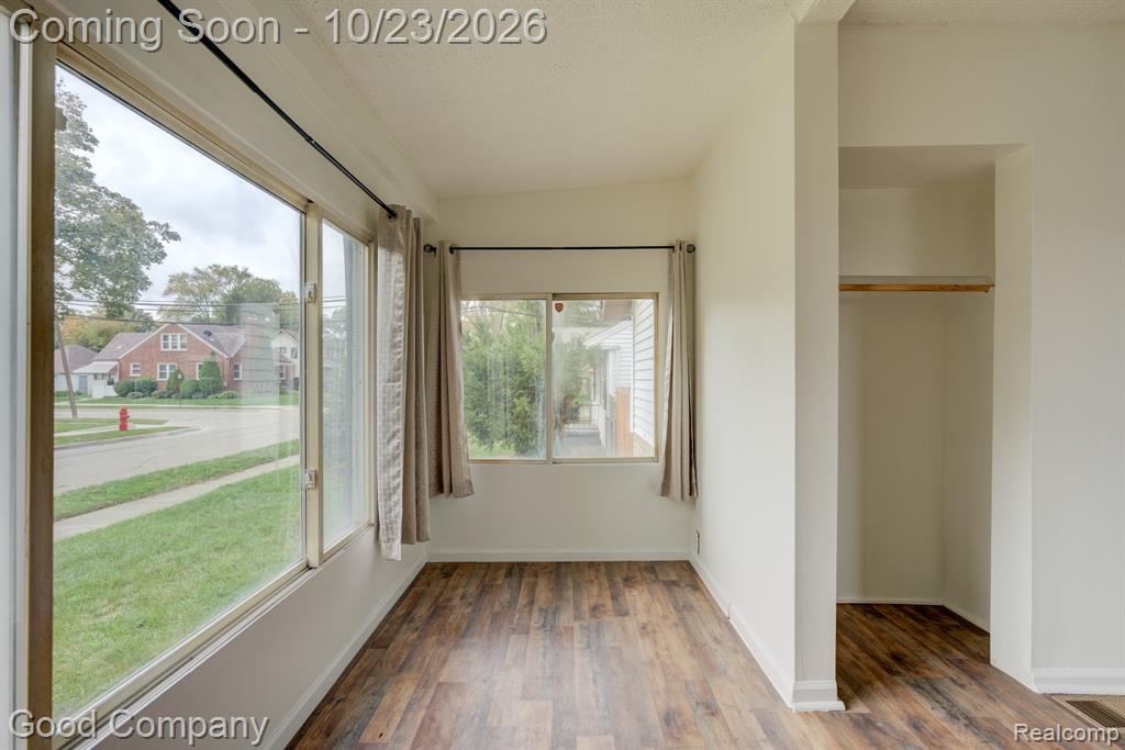 256 W Goulson Avenue Property Photo 9