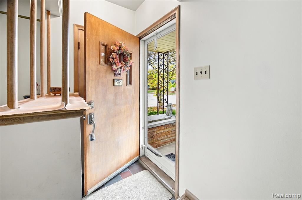 2000 N York Street Property Photo 11
