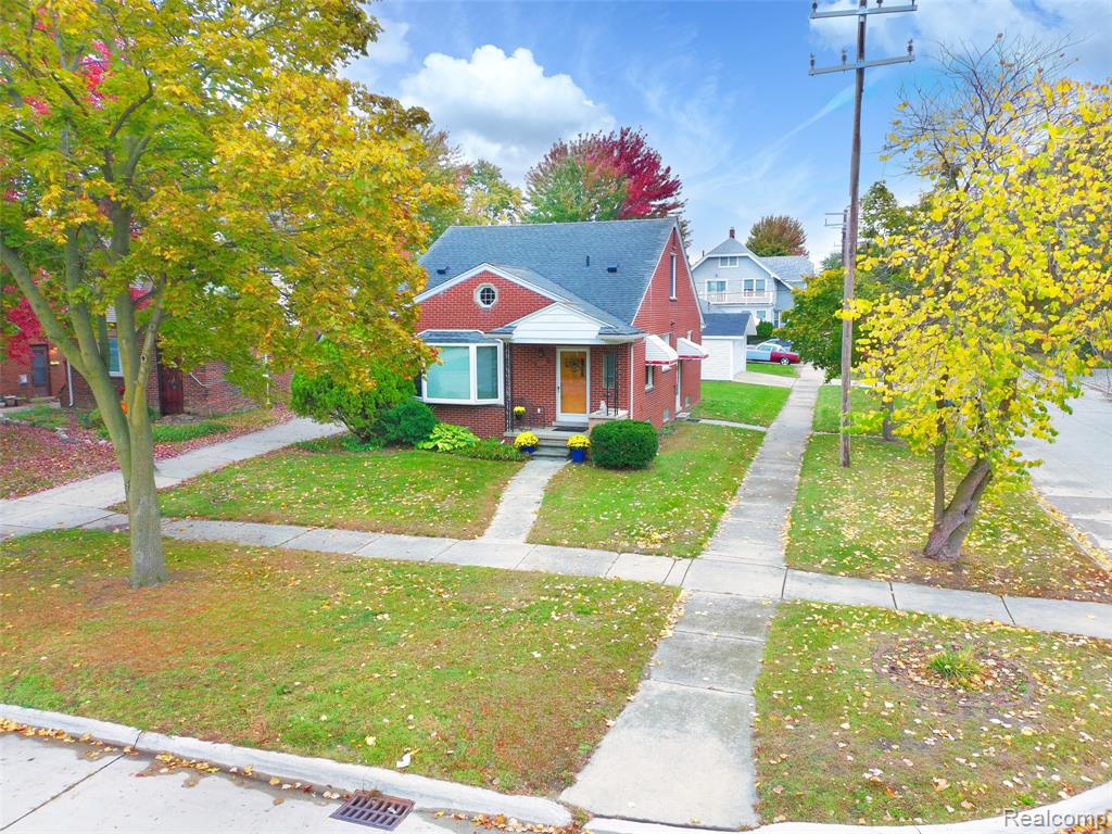 2000 N York Street Property Photo 46