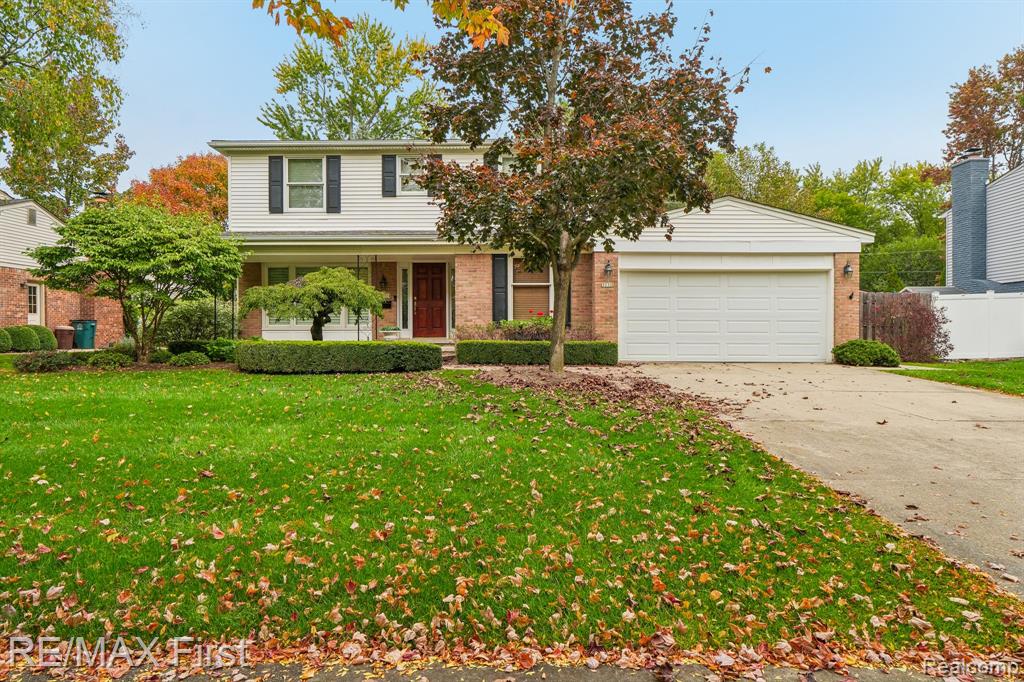 3232 Essex Drive Property Photo 1