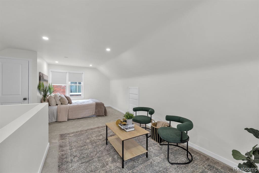 211 Drexel Street Property Photo 19