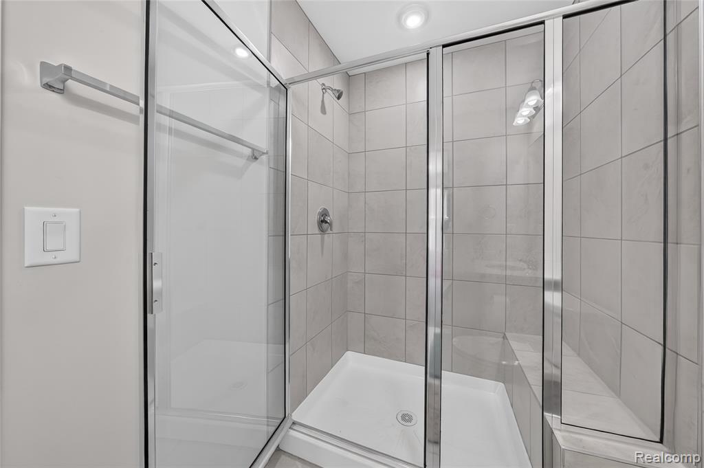42975 Atwood Avenue Avenue Property Photo 18