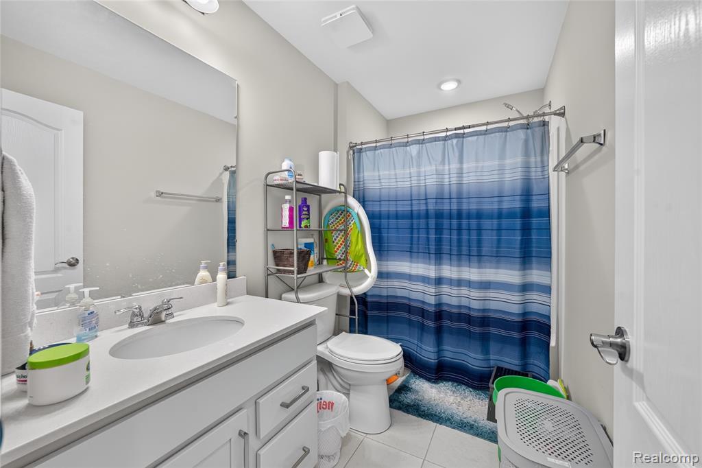 42975 Atwood Avenue Avenue Property Photo 26