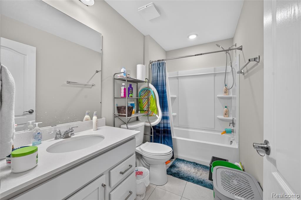42975 Atwood Avenue Avenue Property Photo 27