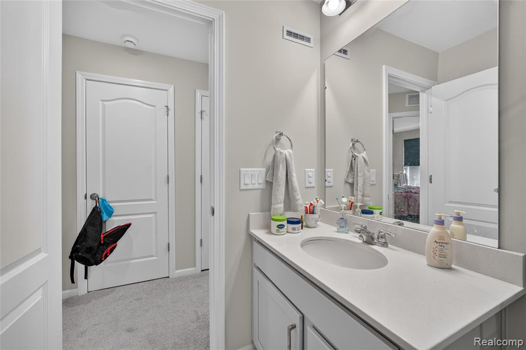42975 Atwood Avenue Avenue Property Photo 28