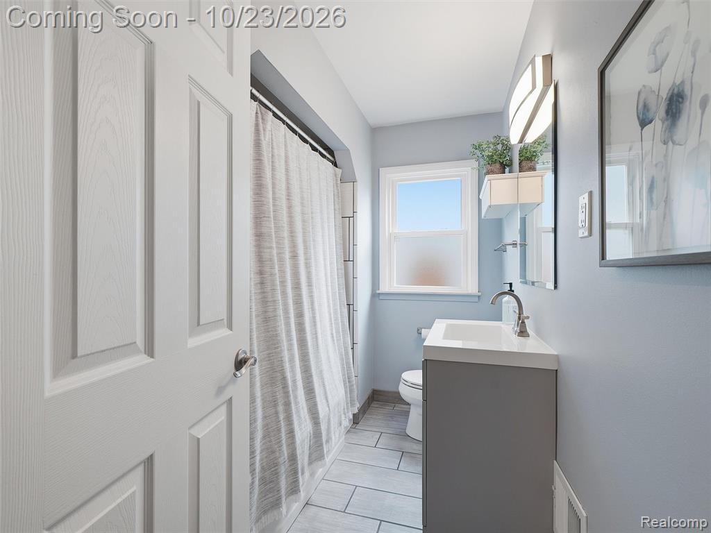 128 Highland Avenue Property Photo 11