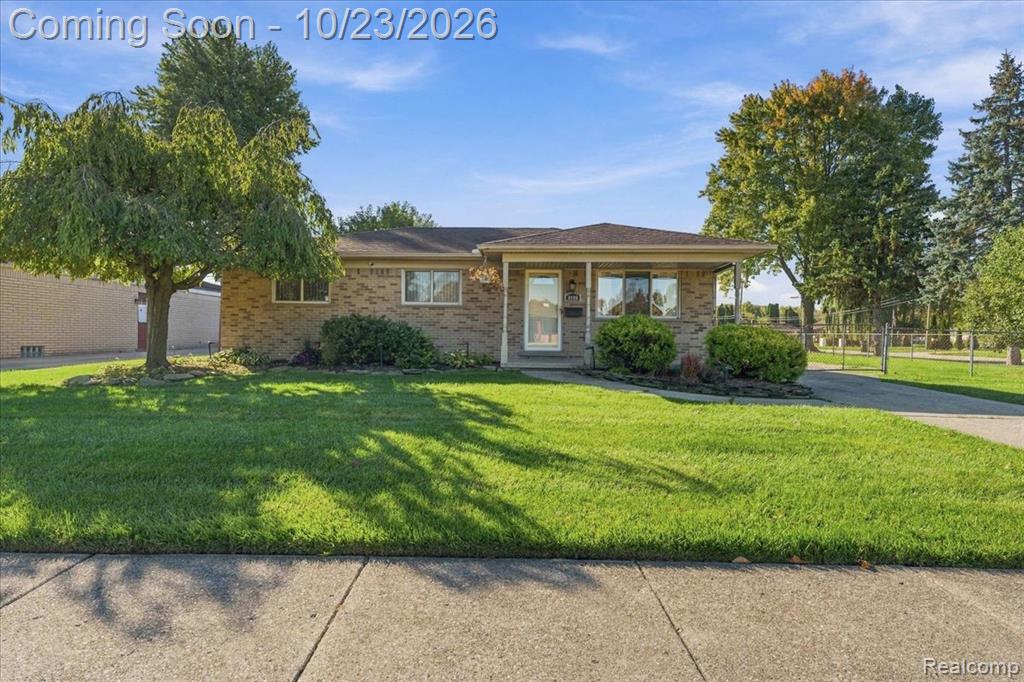 4906 Fairmont Court Property Photo 1