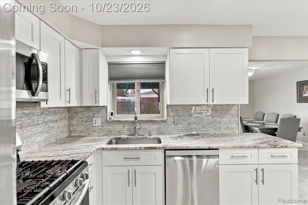 4906 Fairmont Court Property Photo 15