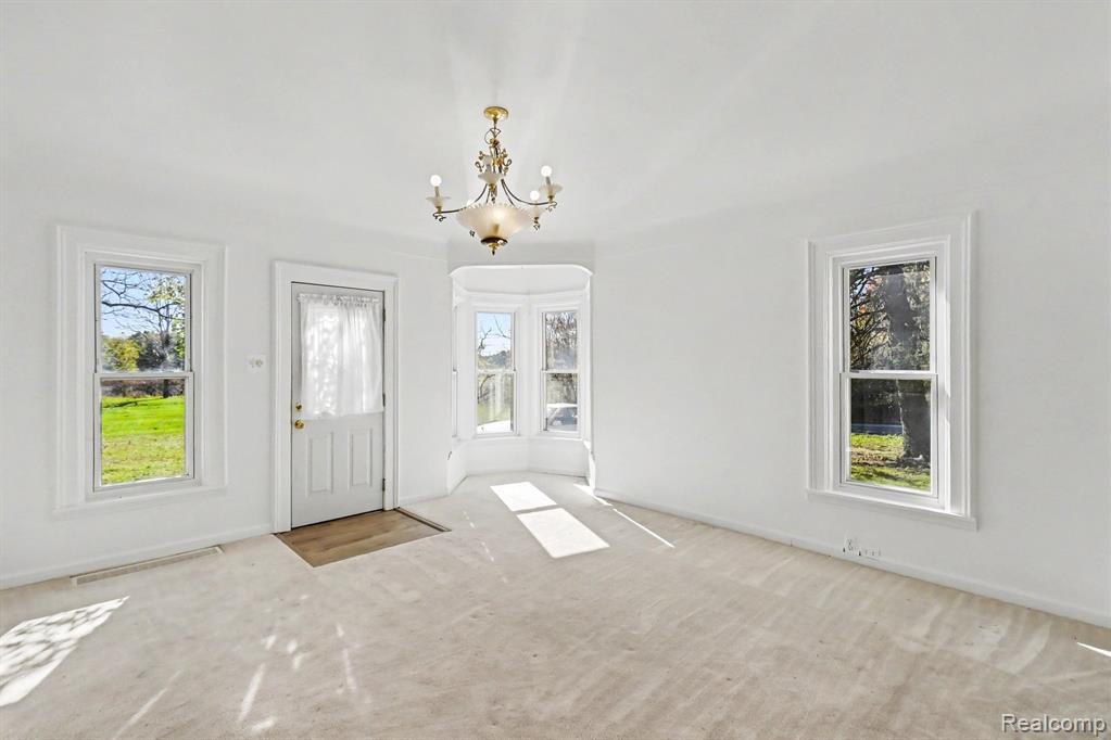 6136 Ormond Road Property Photo 8