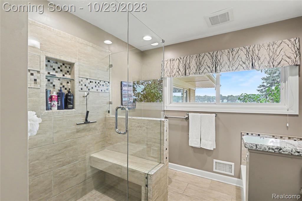 98 Edgelake Drive Property Photo 22