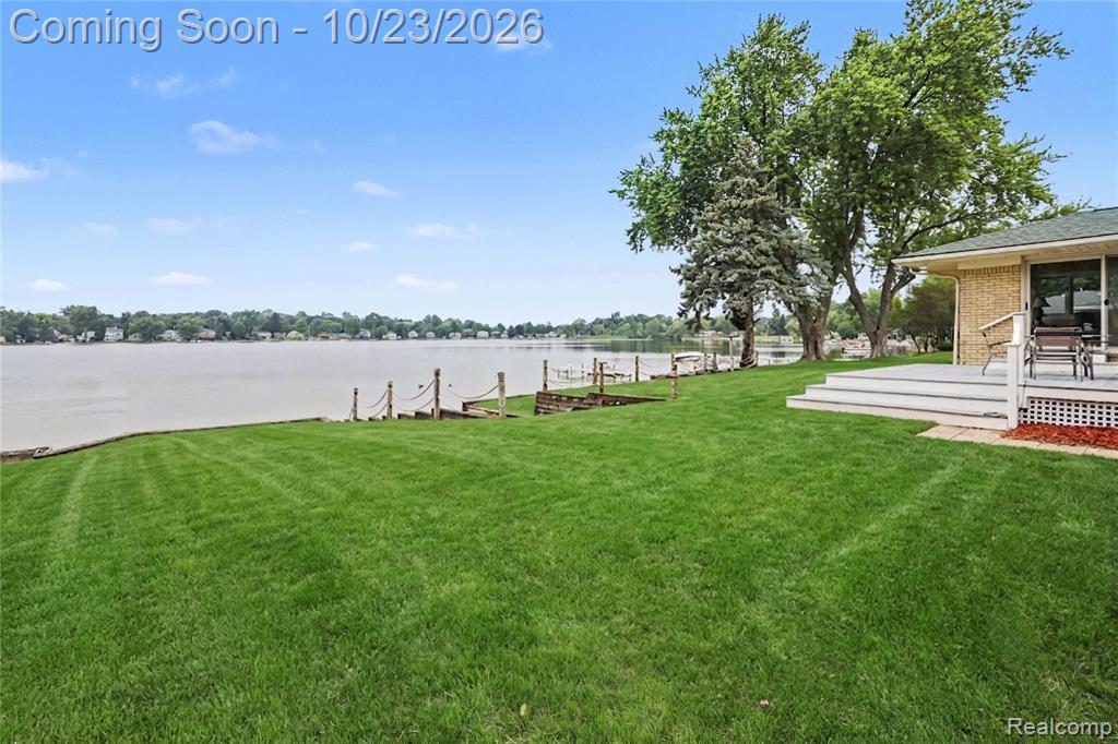 98 Edgelake Drive Property Photo 26
