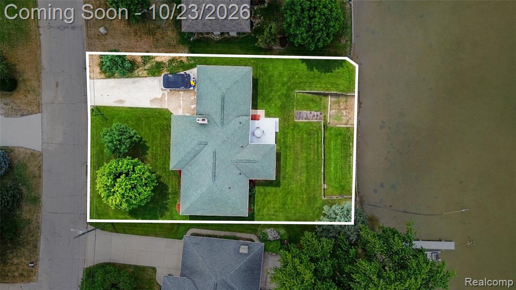 98 Edgelake Drive Property Photo 31