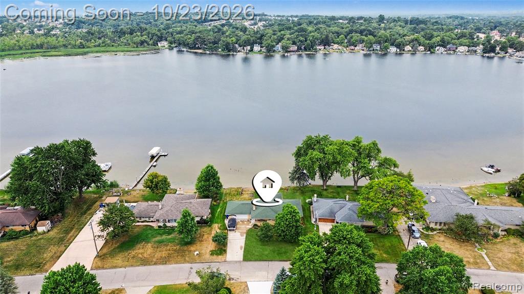 98 Edgelake Drive Property Photo 34