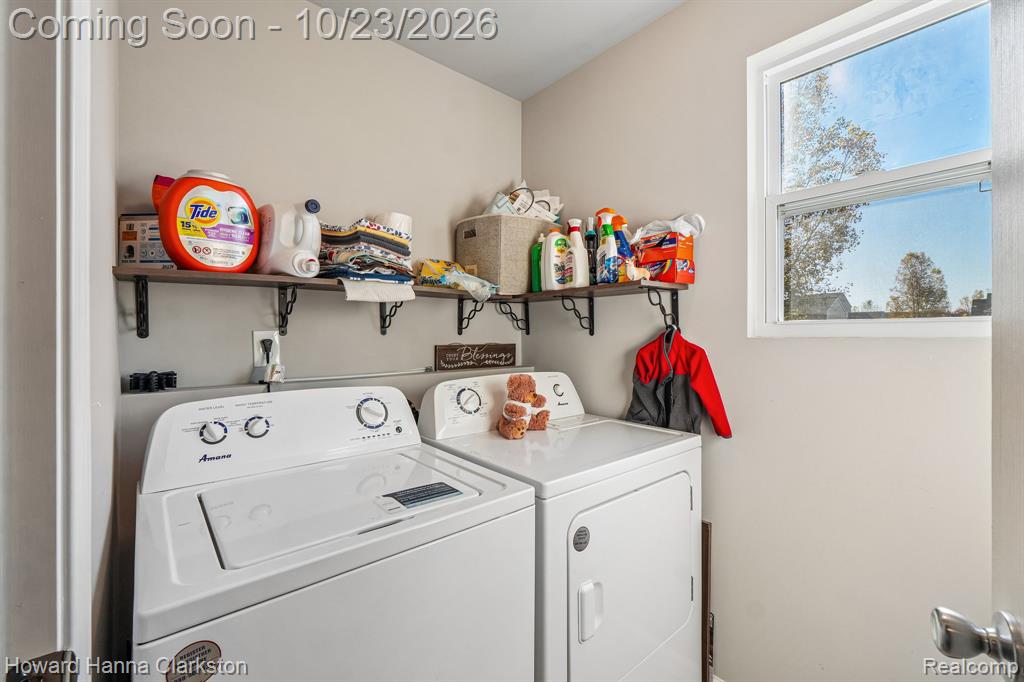 2885 Berkshire Street Property Photo 13