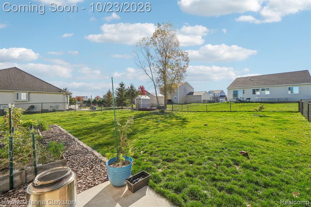2885 Berkshire Street Property Photo 33