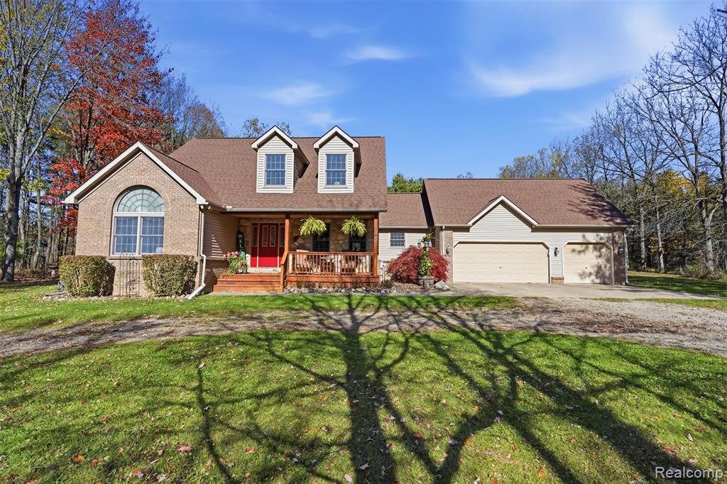3384 Davison Lake Road Property Photo 1
