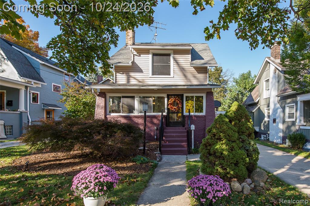 908 Willow Street Property Photo 1