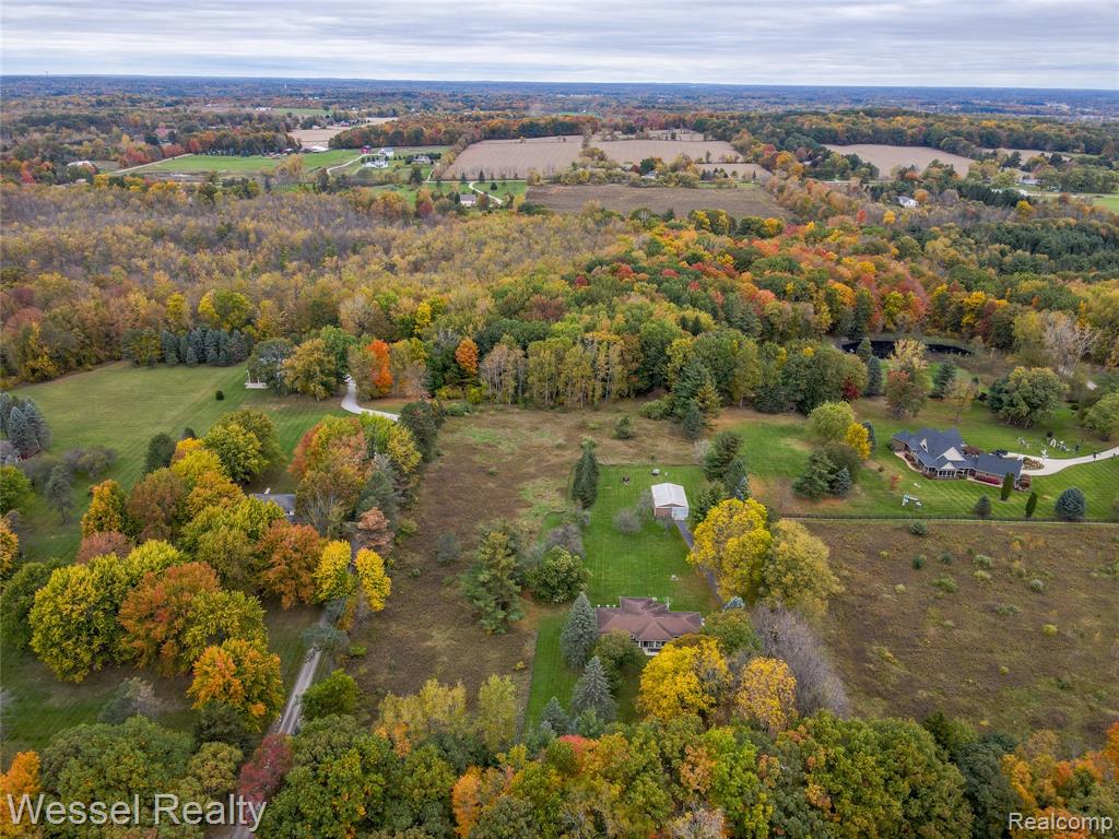 2675 McKail Road Property Photo 1