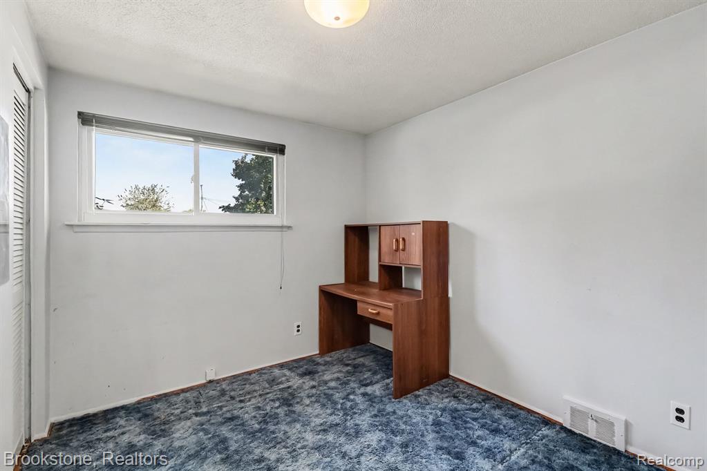 11884 Wheaton Drive Property Photo 14