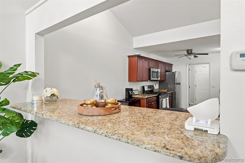 13469 Shire Lane Property Photo 11