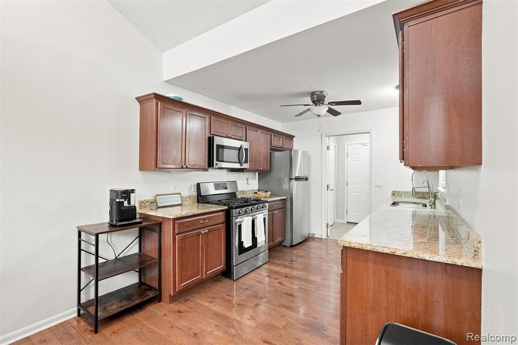 13469 Shire Lane Property Photo 15