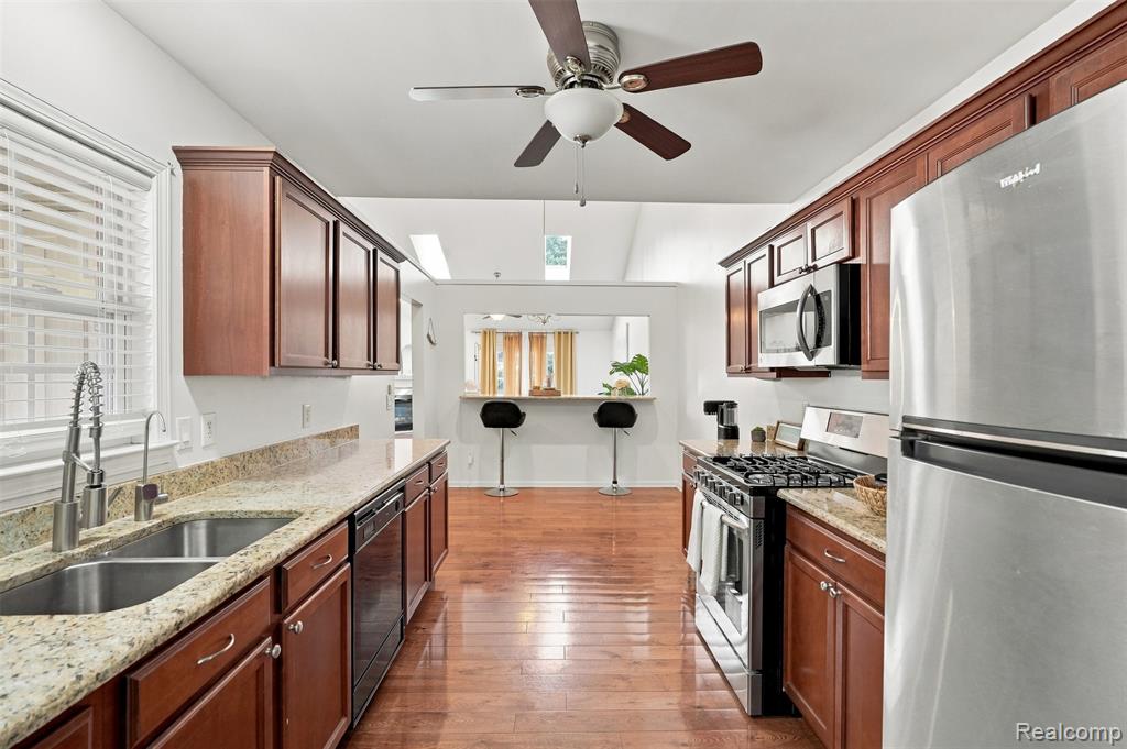 13469 Shire Lane Property Photo 16