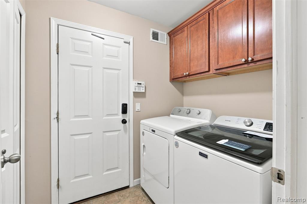 13469 Shire Lane Property Photo 17