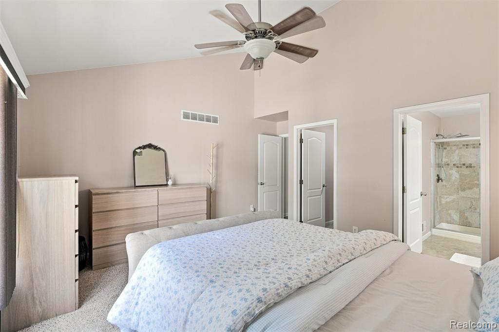 13469 Shire Lane Property Photo 22
