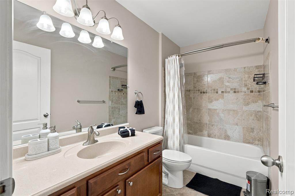 13469 Shire Lane Property Photo 29