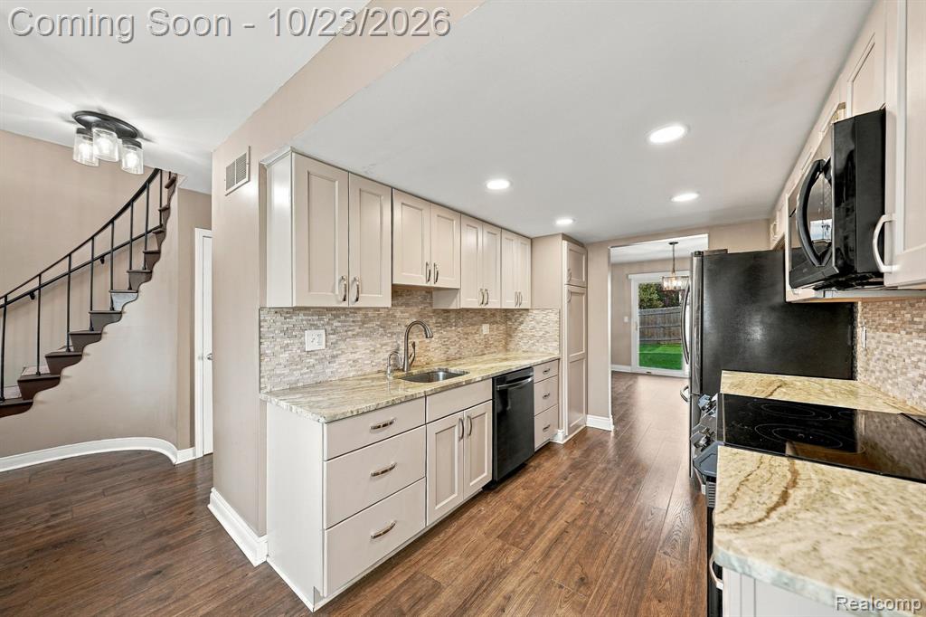 74 Longford Drive Property Photo 8