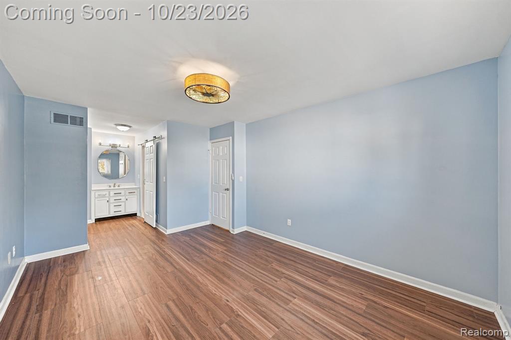 74 Longford Drive Property Photo 21