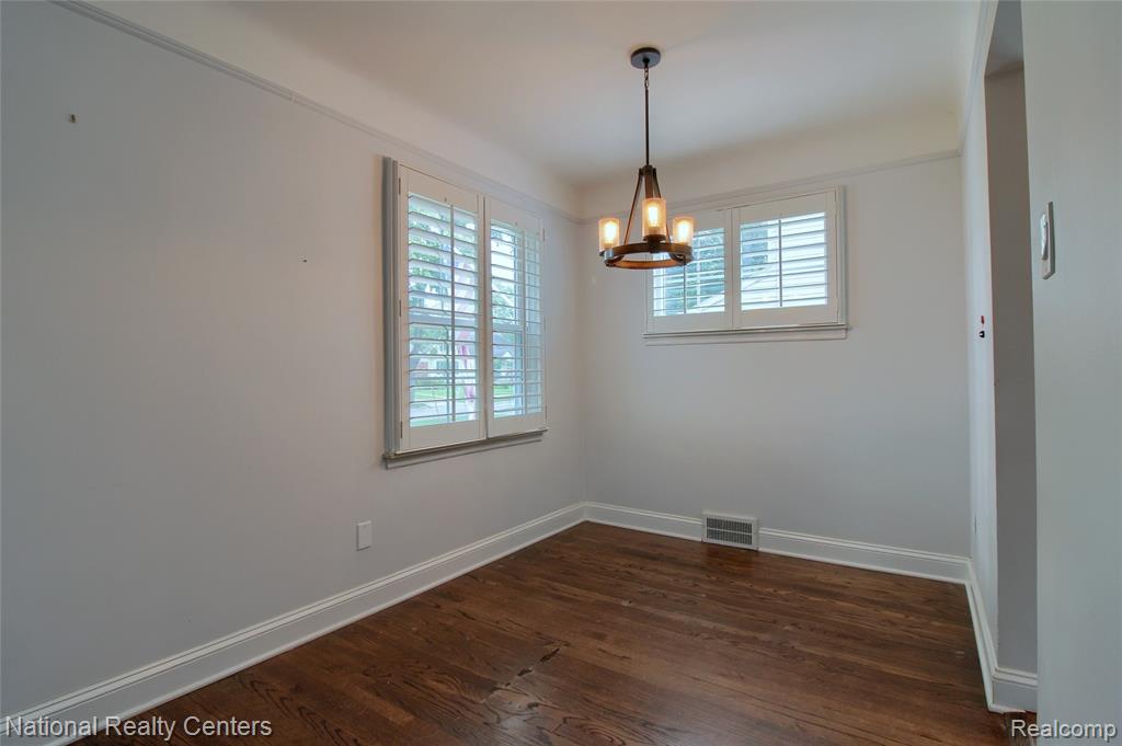 2463 Cummings Avenue Property Photo 14
