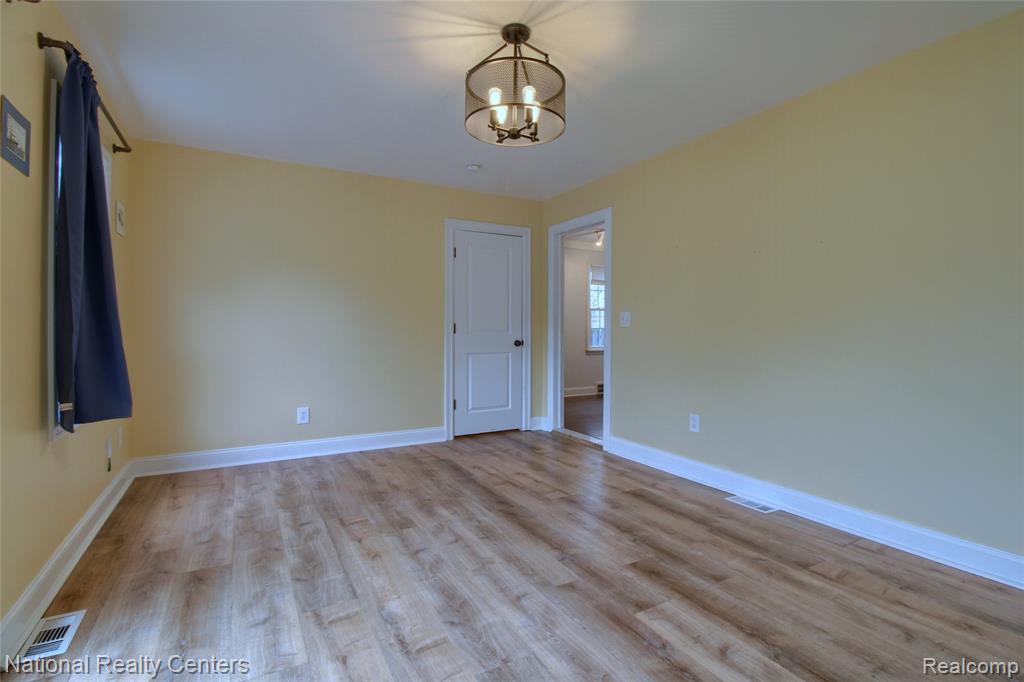2463 Cummings Avenue Property Photo 21