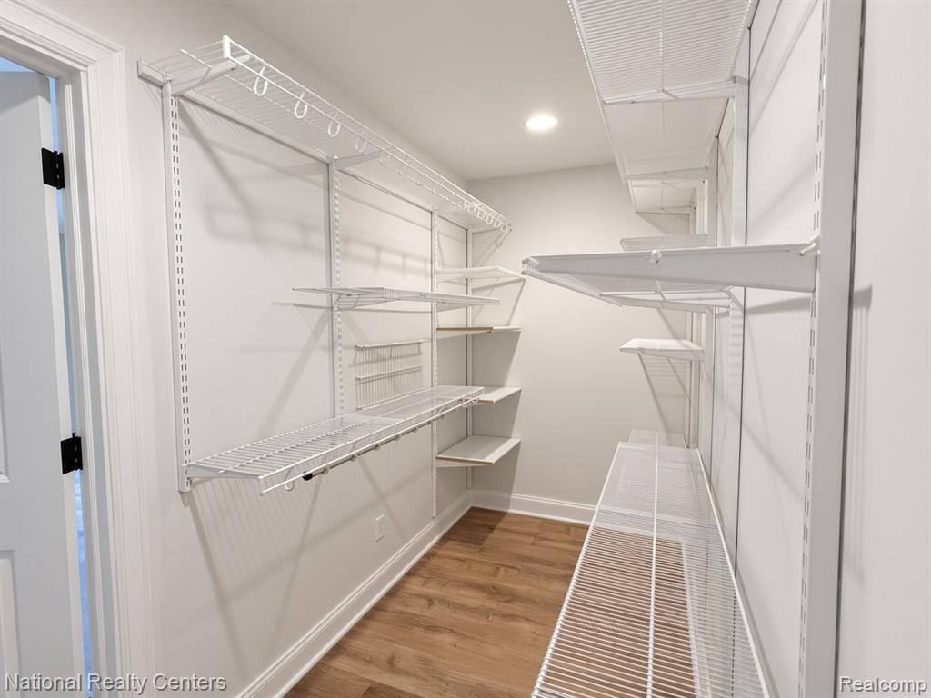 2463 Cummings Avenue Property Photo 22