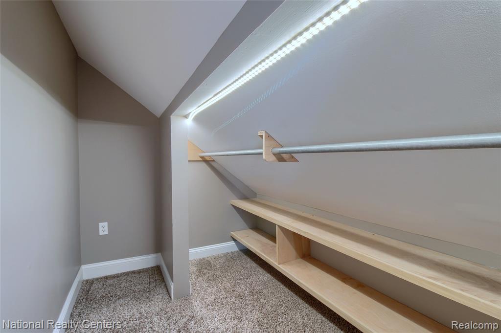 2463 Cummings Avenue Property Photo 28
