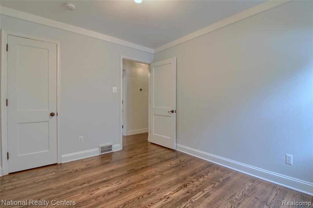 2463 Cummings Avenue Property Photo 32